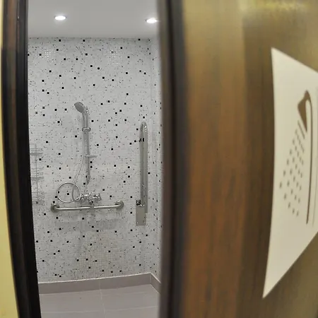Central Self-service Hostel Warna